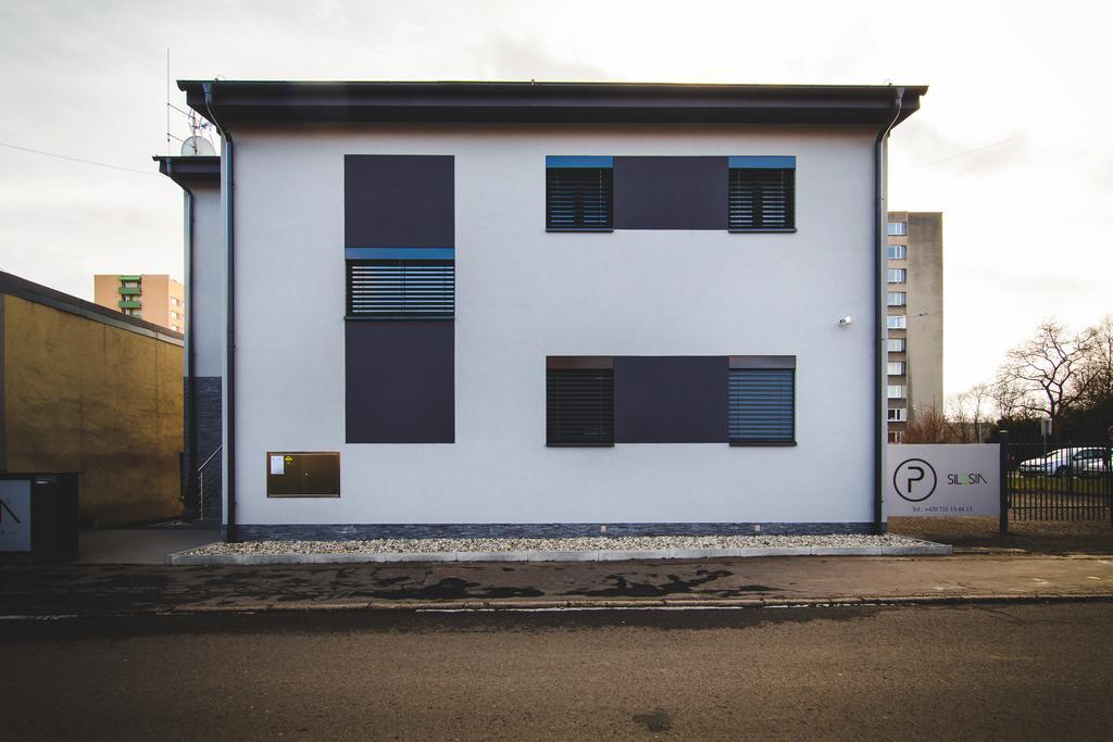 אוסטרבה Silesia Residence מראה חיצוני תמונה The new building of the Institute of Photonics